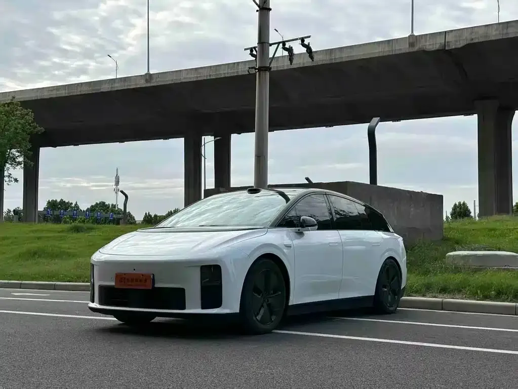 Li Auto i6
