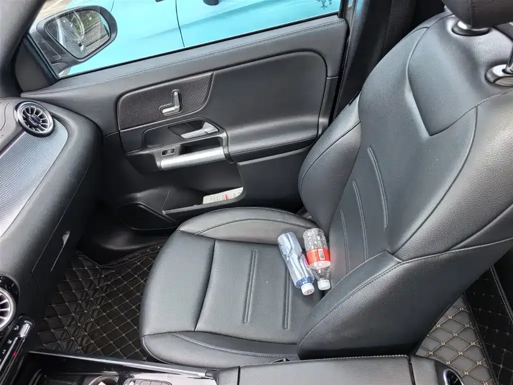 Mercedes-Benz EQA 2022 из CN, фото 10
