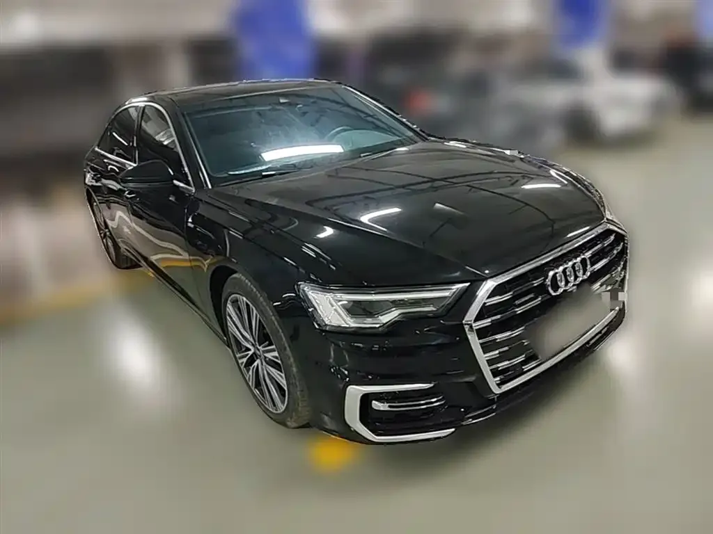 Audi A6L — фото 8