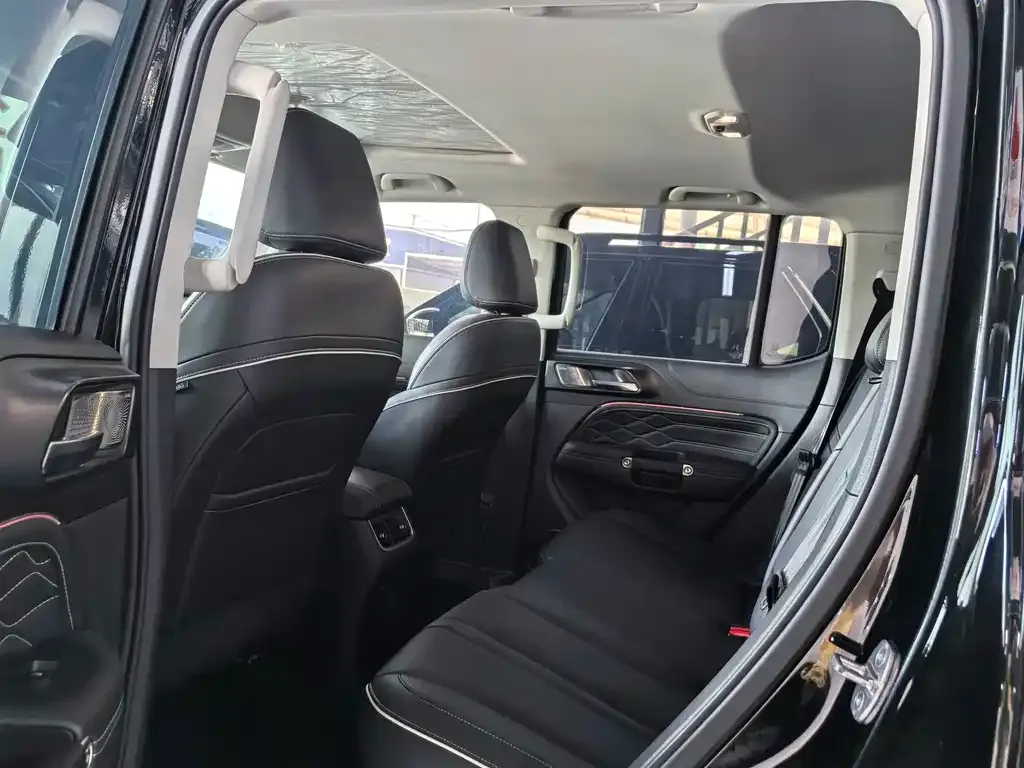 Tank 300 — фото 8