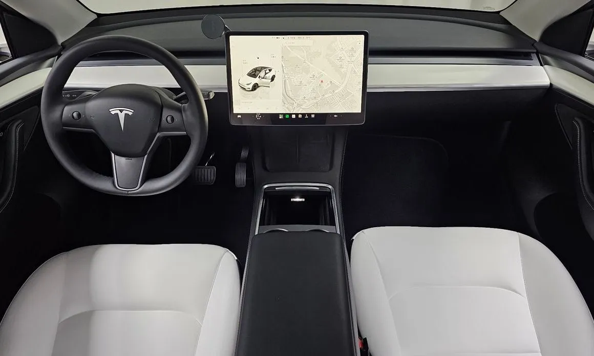 Tesla Model Y 2024 из KR, фото 9