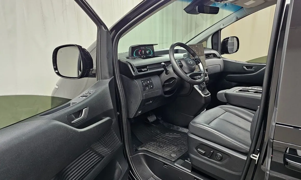 Hyundai Staria 2025 из KR, фото 4