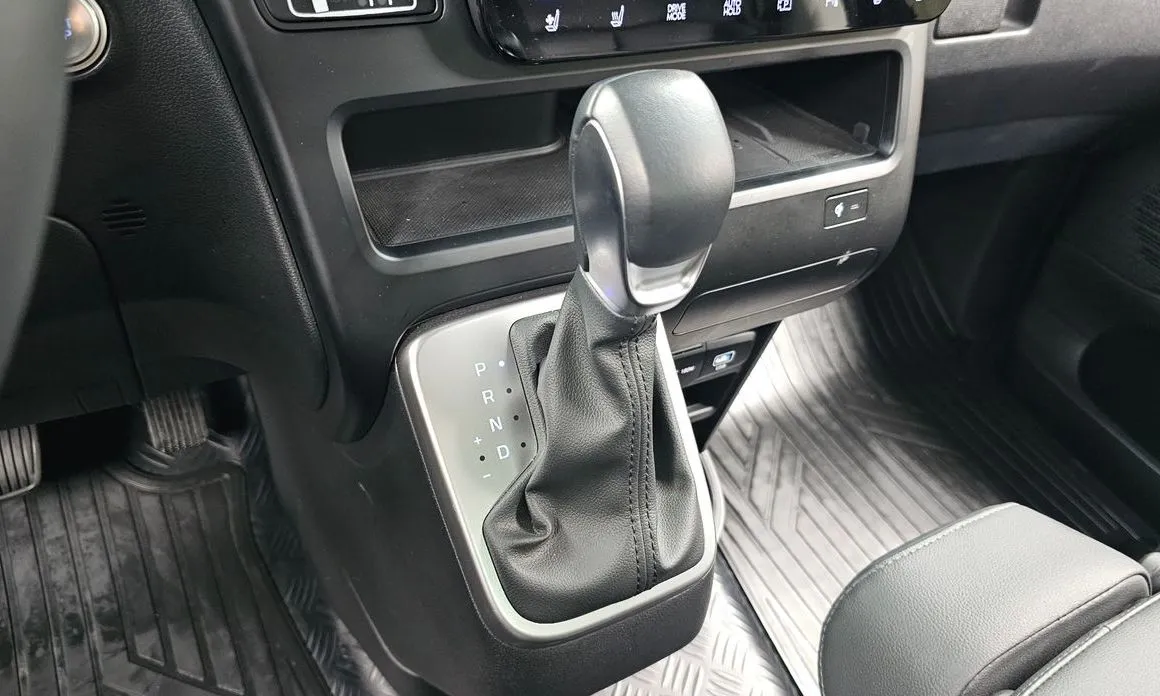 Hyundai Staria 2025 из KR, фото 10