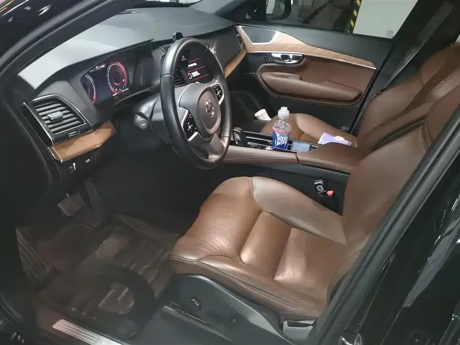 Volvo XC90 2021 из CN, фото 8