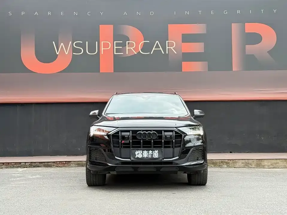 Audi SQ7 2024 из CN, фото 5
