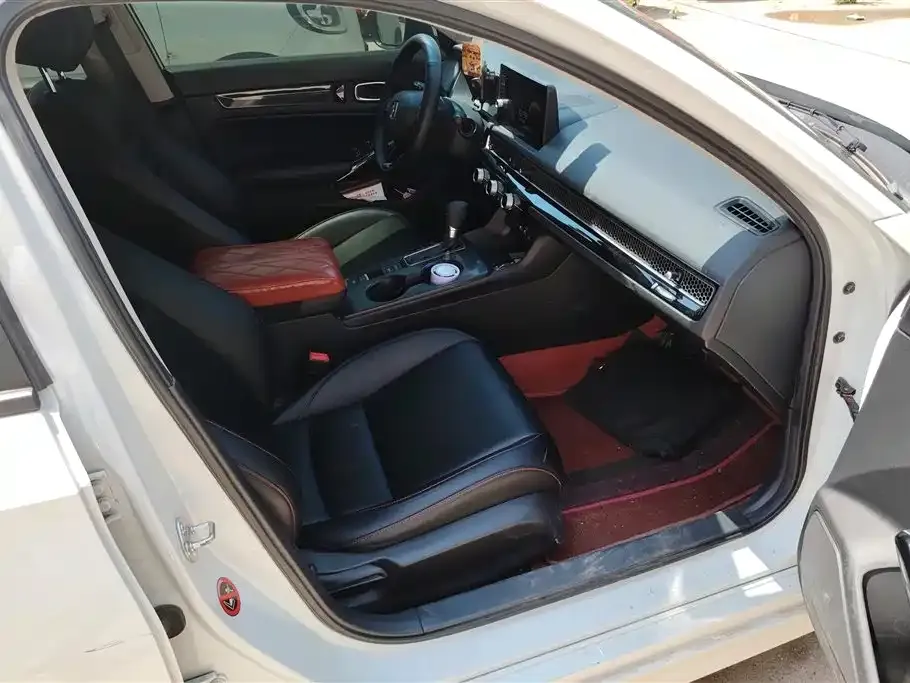 Honda Civic — фото 7