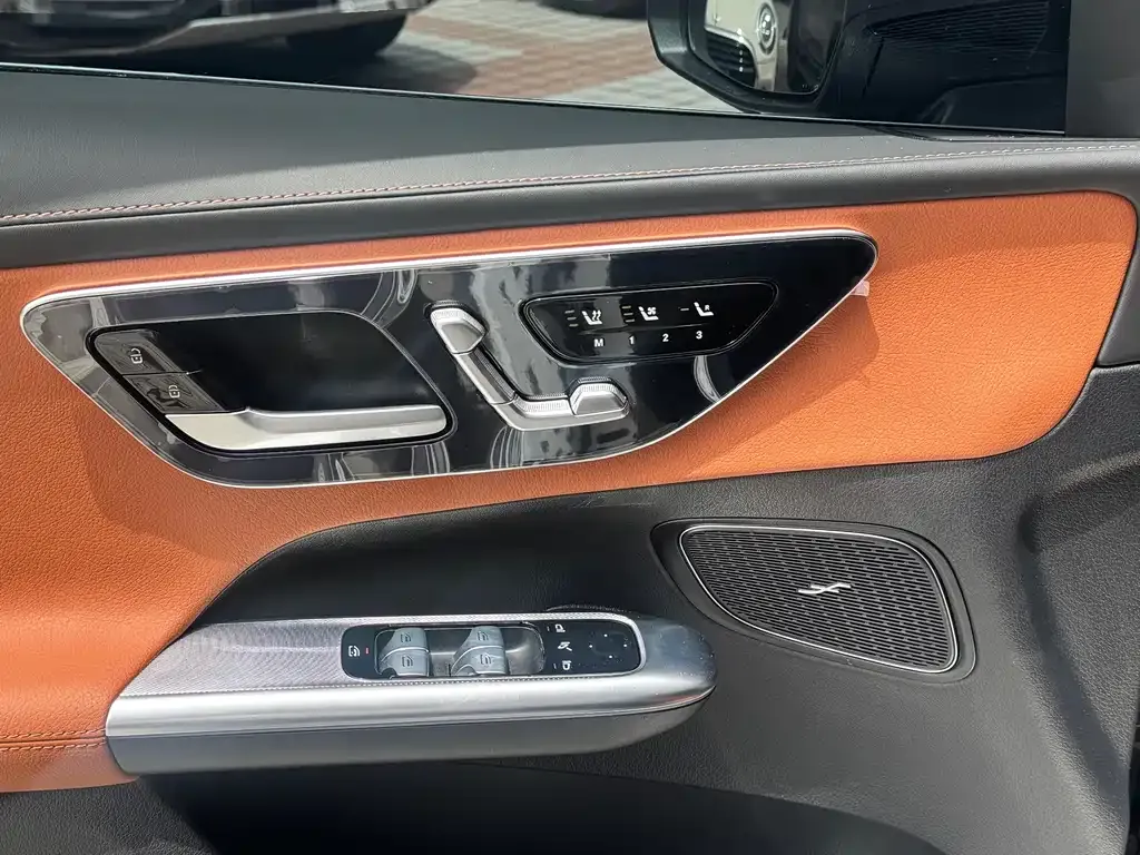Mercedes-Benz GLC 2025 из CN, фото 3