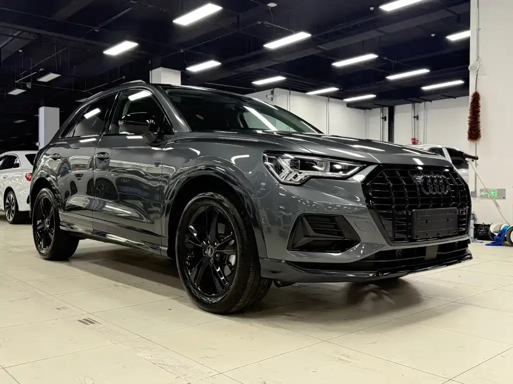 Audi Q3 — фото 7
