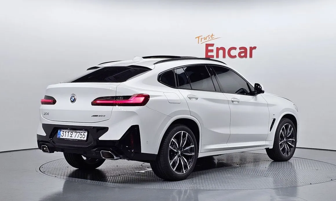 BMW X4 2025 из KR, фото 3