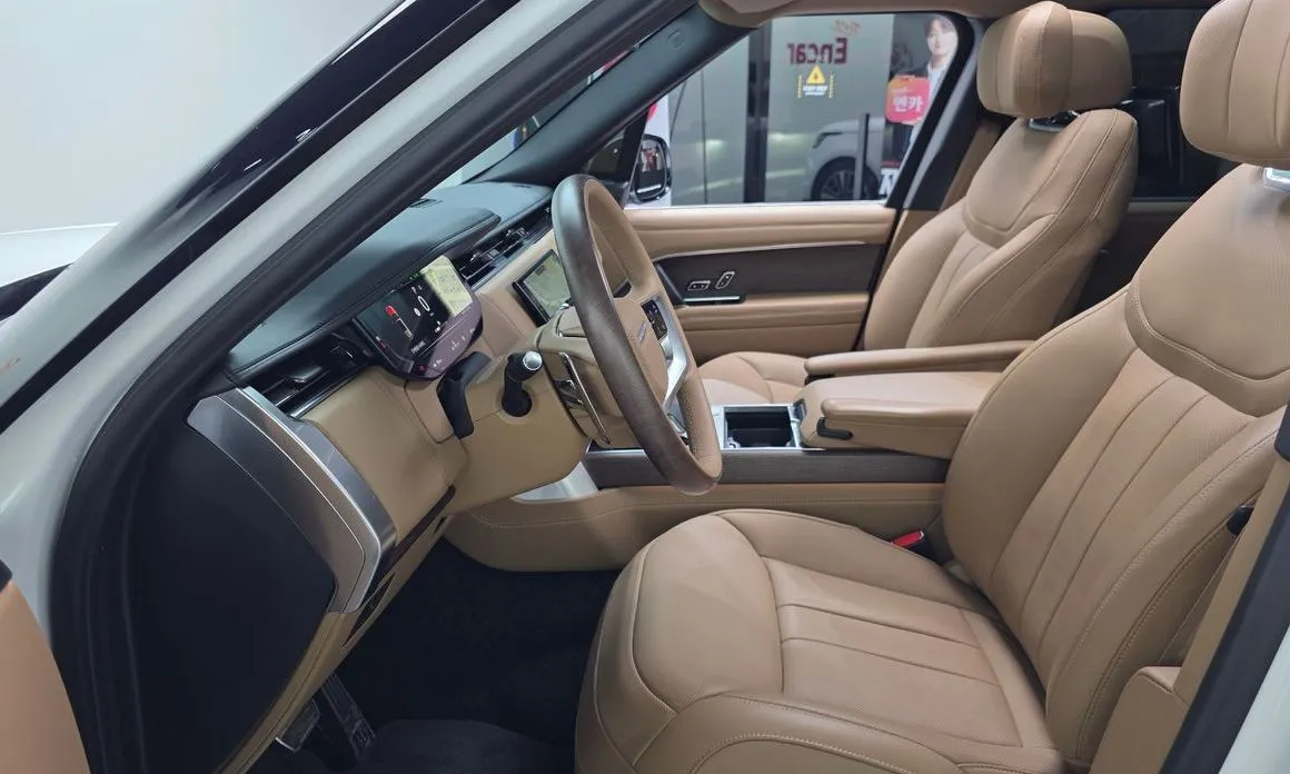 Land Rover Range Rover 2024 из KR, фото 10
