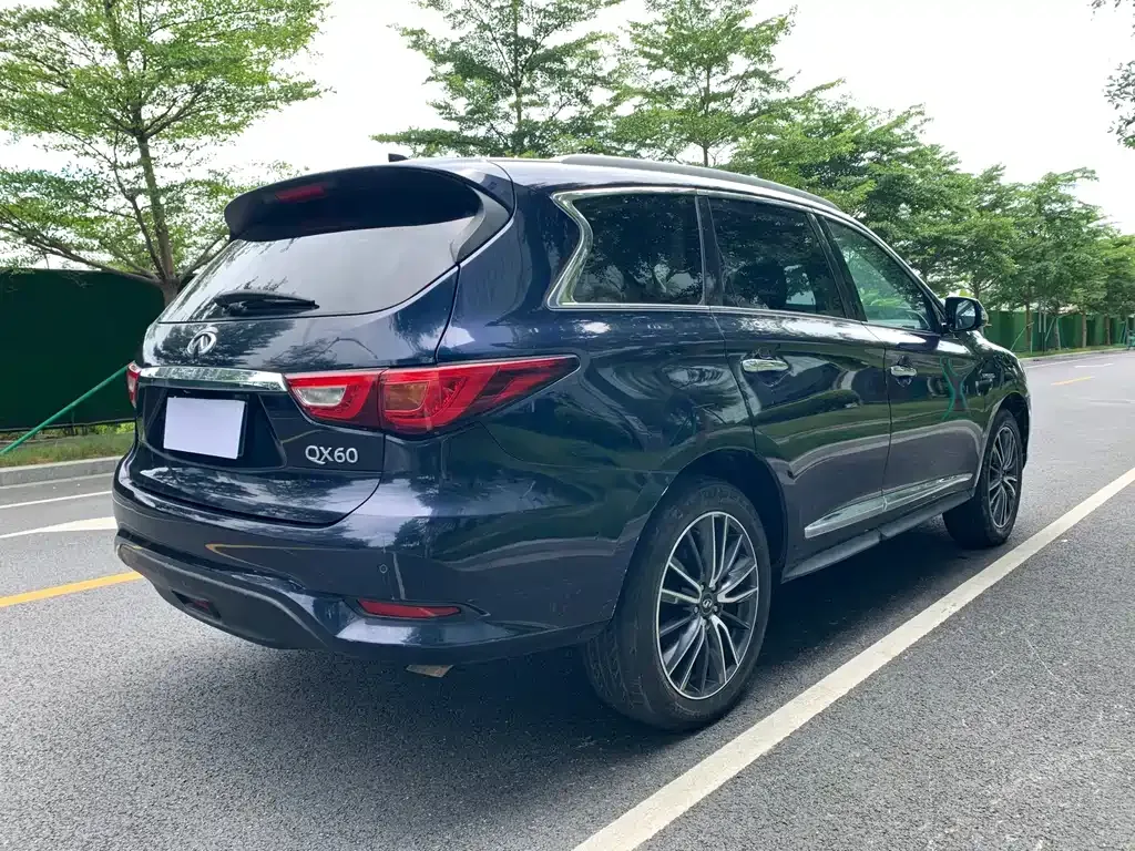 Infiniti QX60 (Import) 2021 из CN, фото 7