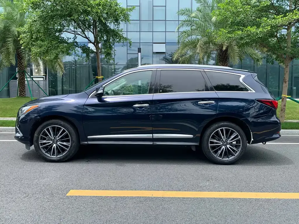 Infiniti QX60 (Import) 2021 из CN, фото 10