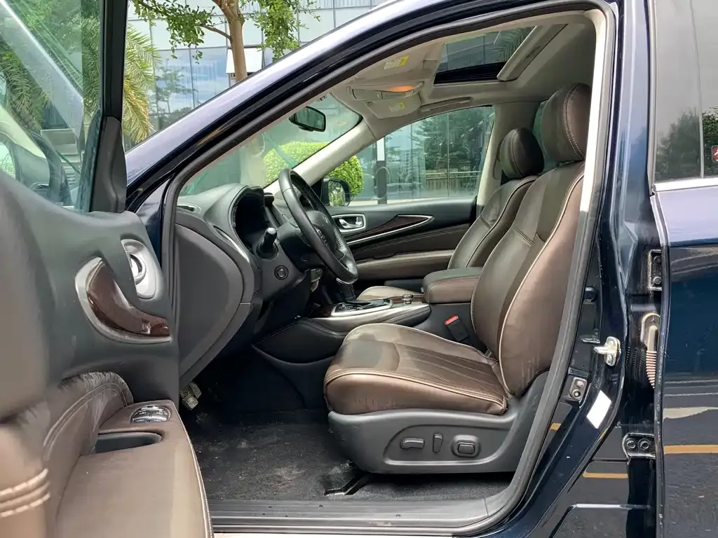 Infiniti QX60 (Import) 2021 из CN, фото 2