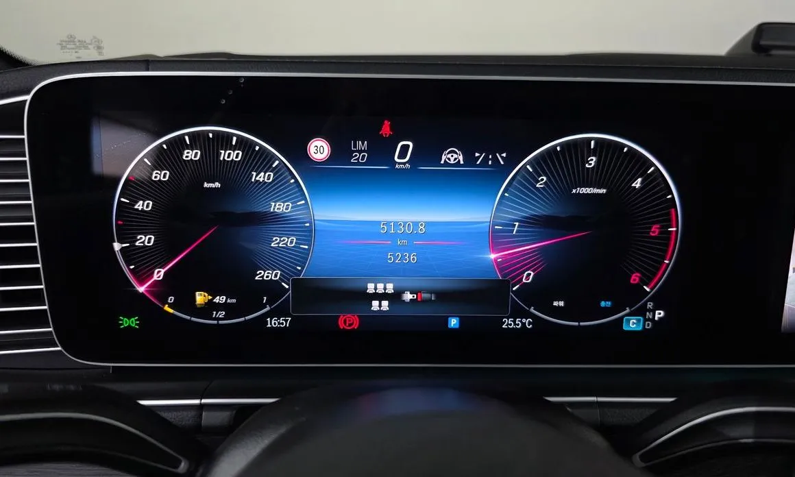 Mercedes-Benz GLS-Class 2025 из KR, фото 9