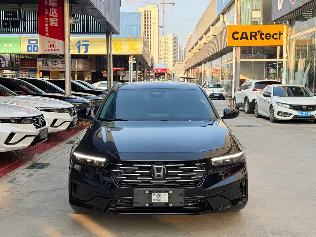 Honda Accord — фото 10