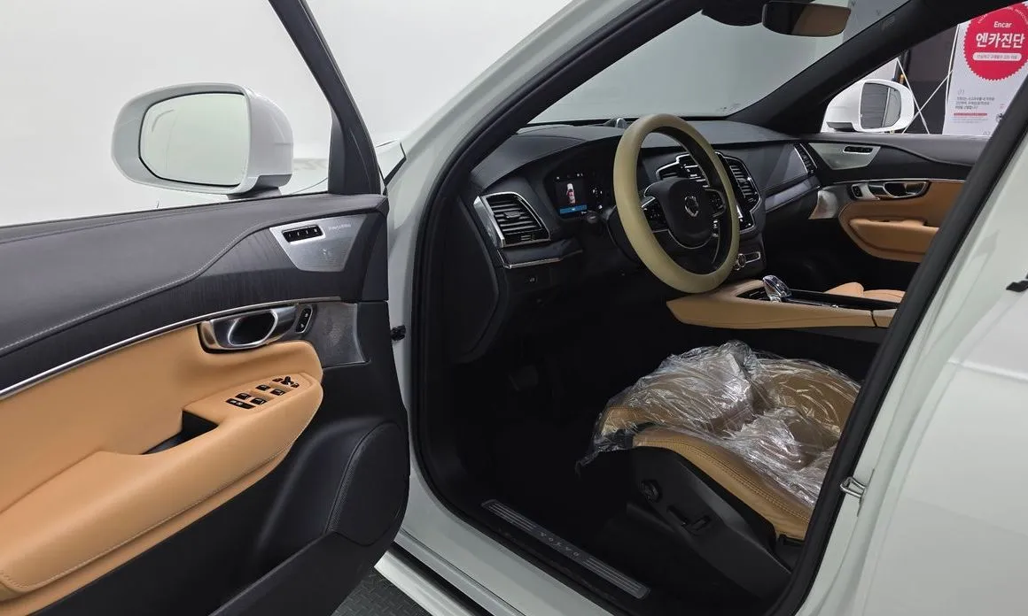 Volvo XC90 2023 из KR, фото 9