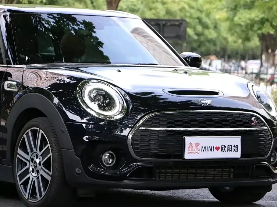 MINI Clubman — фото 3