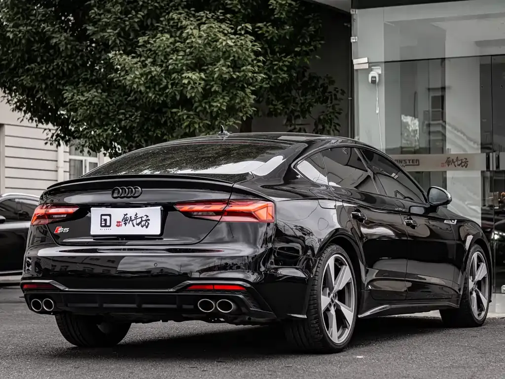 Audi S5 2023 из CN, фото 8
