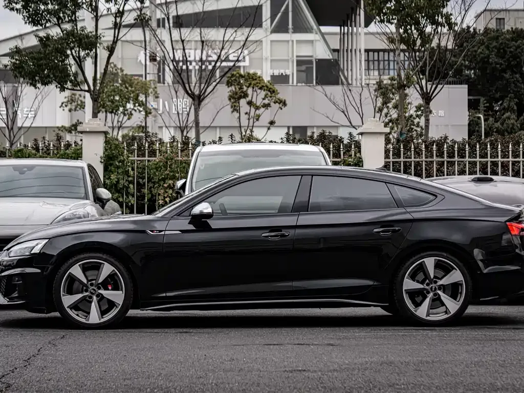 Audi S5 2023 из CN, фото 10