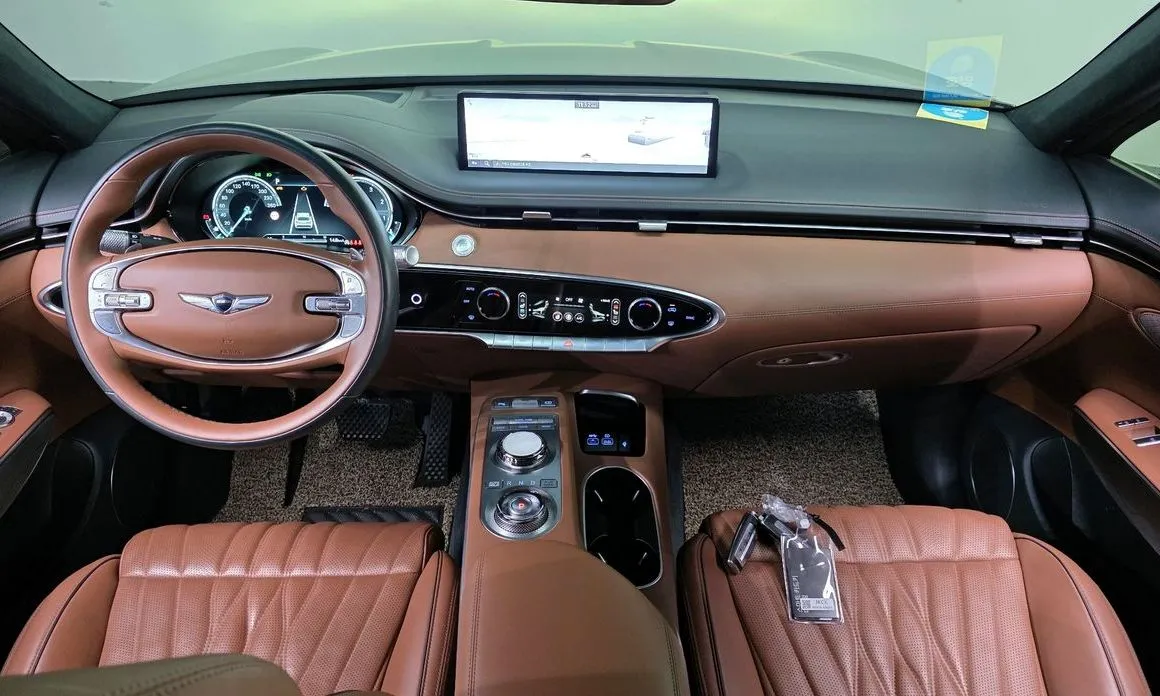 Genesis GV70 — фото 10