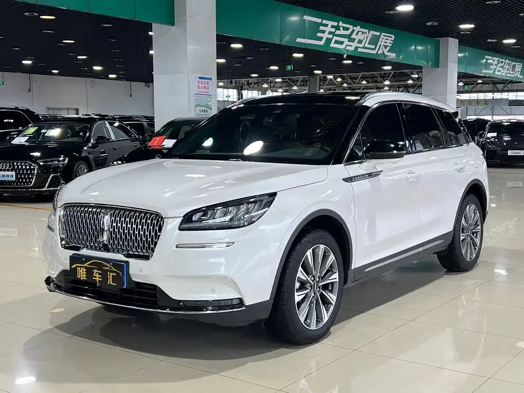 Lincoln Corsair — фото 1