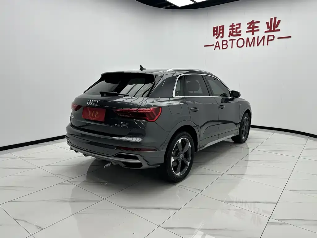 Audi Q3 — фото 5