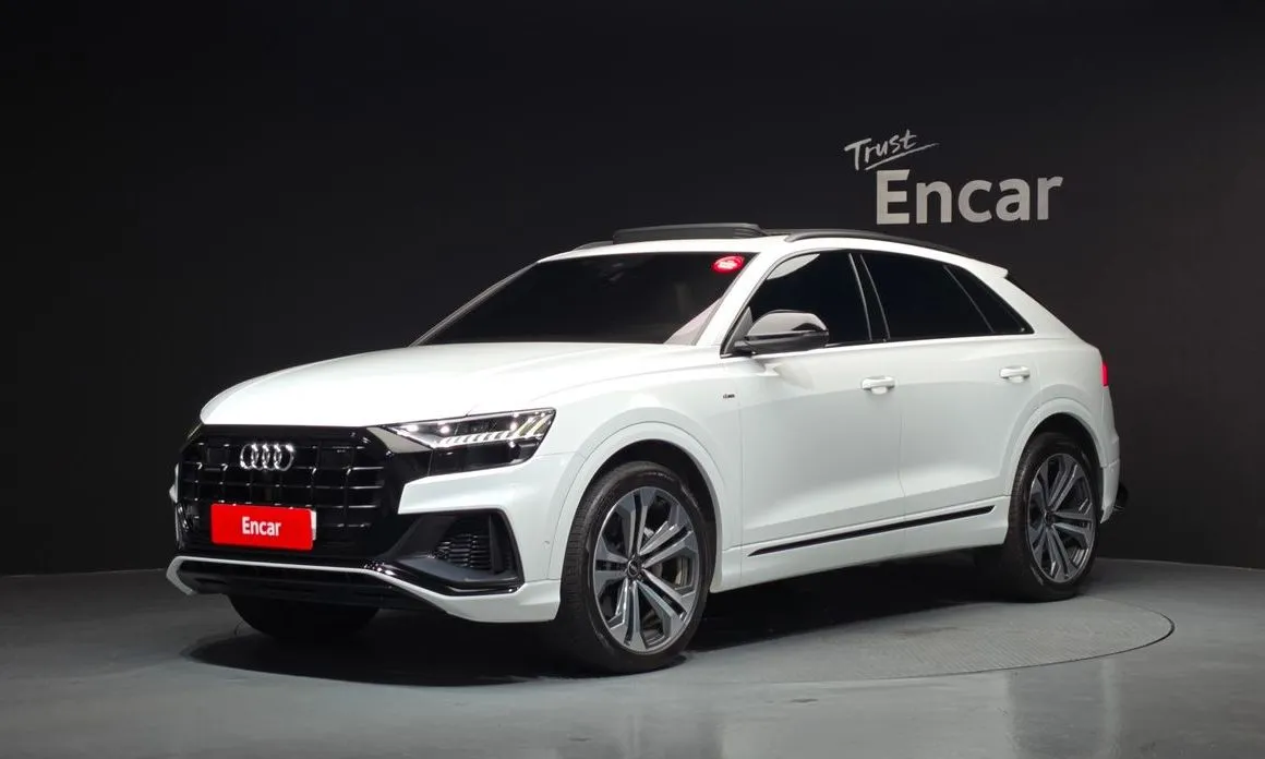Audi Q8