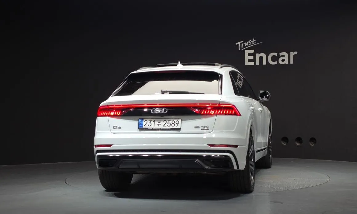 Audi Q8 2023 из KR, фото 9