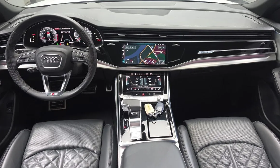 Audi Q8 2023 из KR, фото 6