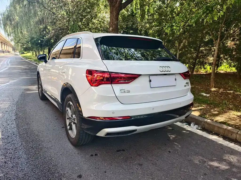 Audi Q3 2021 из CN, фото 4