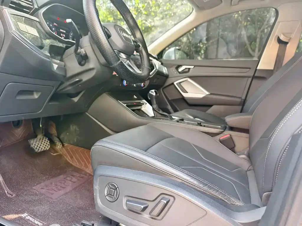 Audi Q3 2021 из CN, фото 6