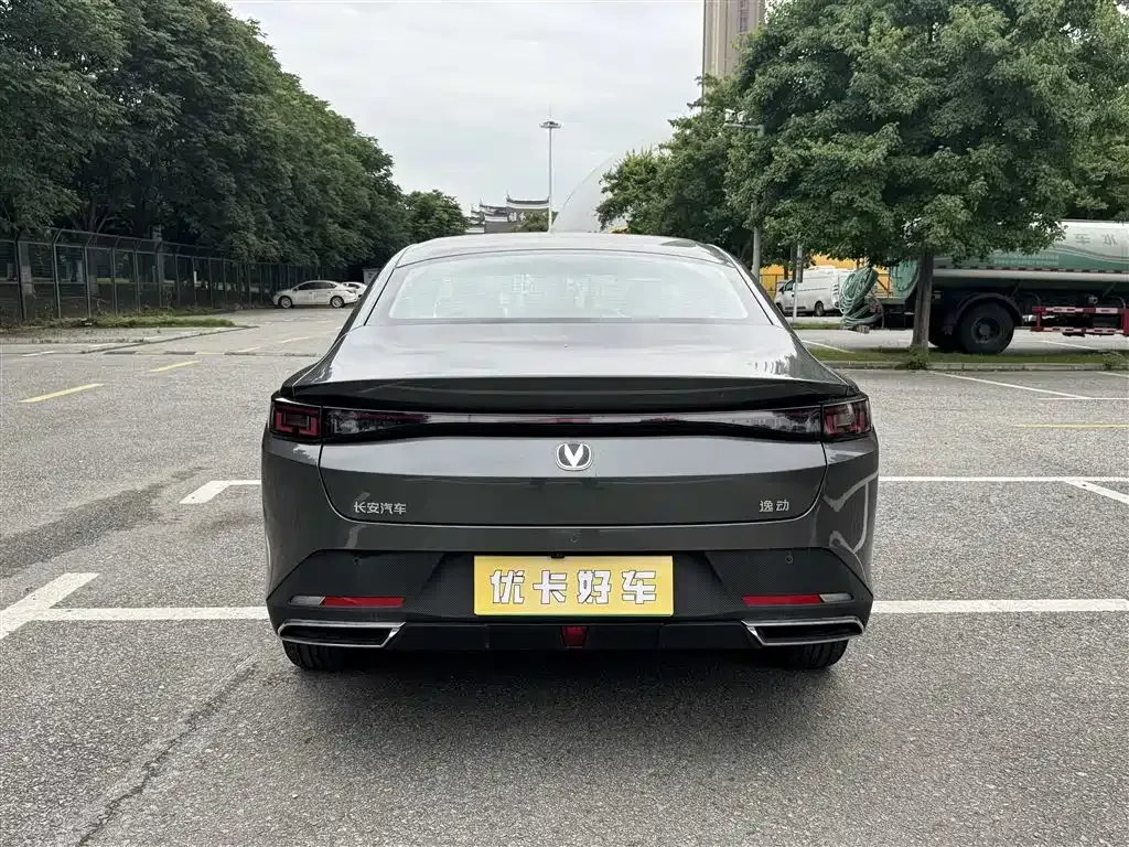 Changan Eado PHEV 2026 из CN, фото 2