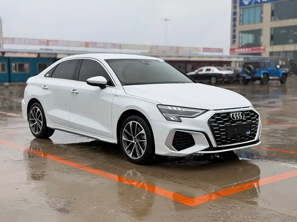 Audi A3 — фото 7