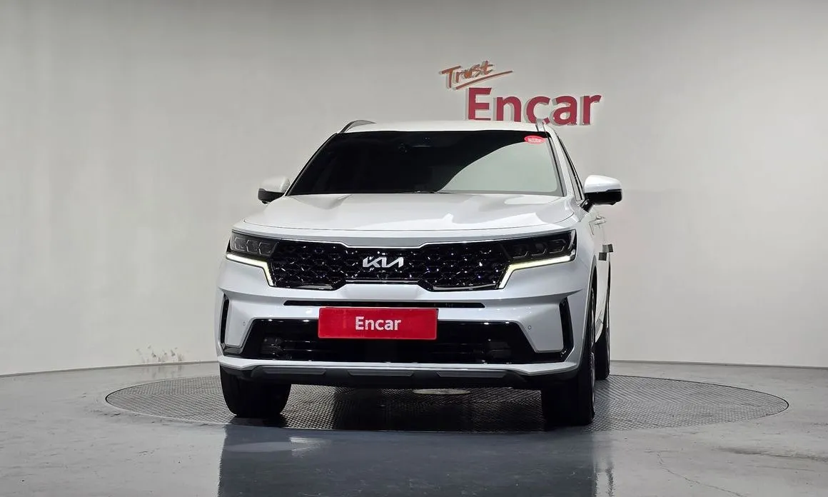 Kia Sorento — фото 6