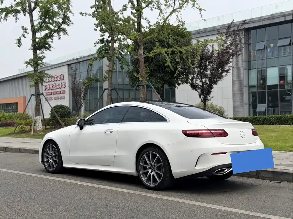 Mercedes-Benz E-Class (Import) — фото 5
