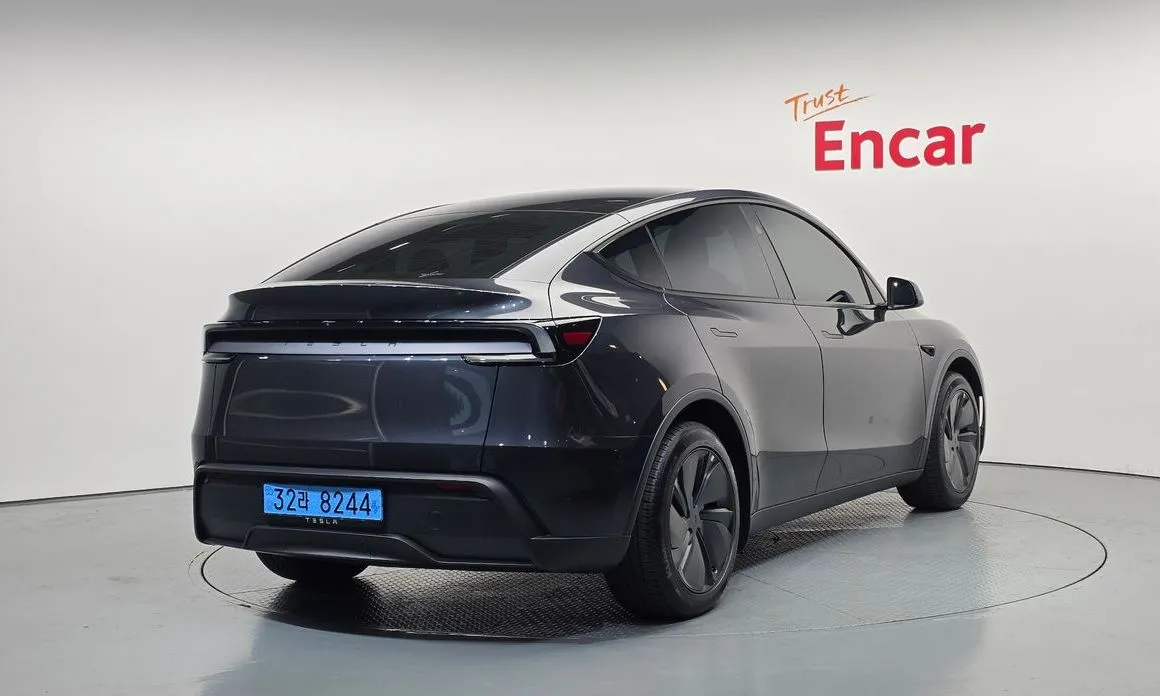 Tesla Model Y 2026 из KR, фото 2