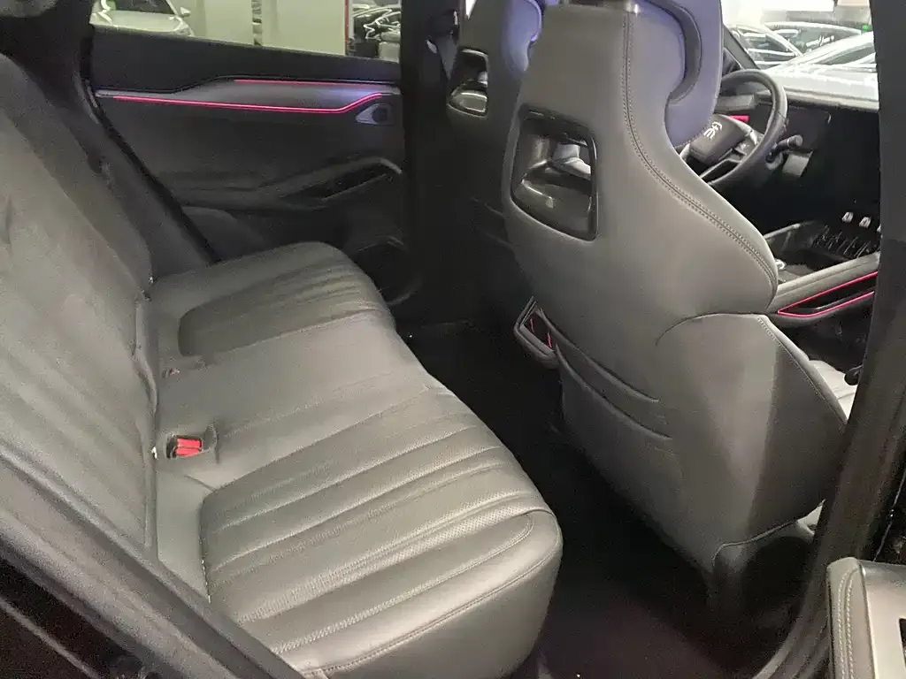 BYD L EV 2025 из CN, фото 3