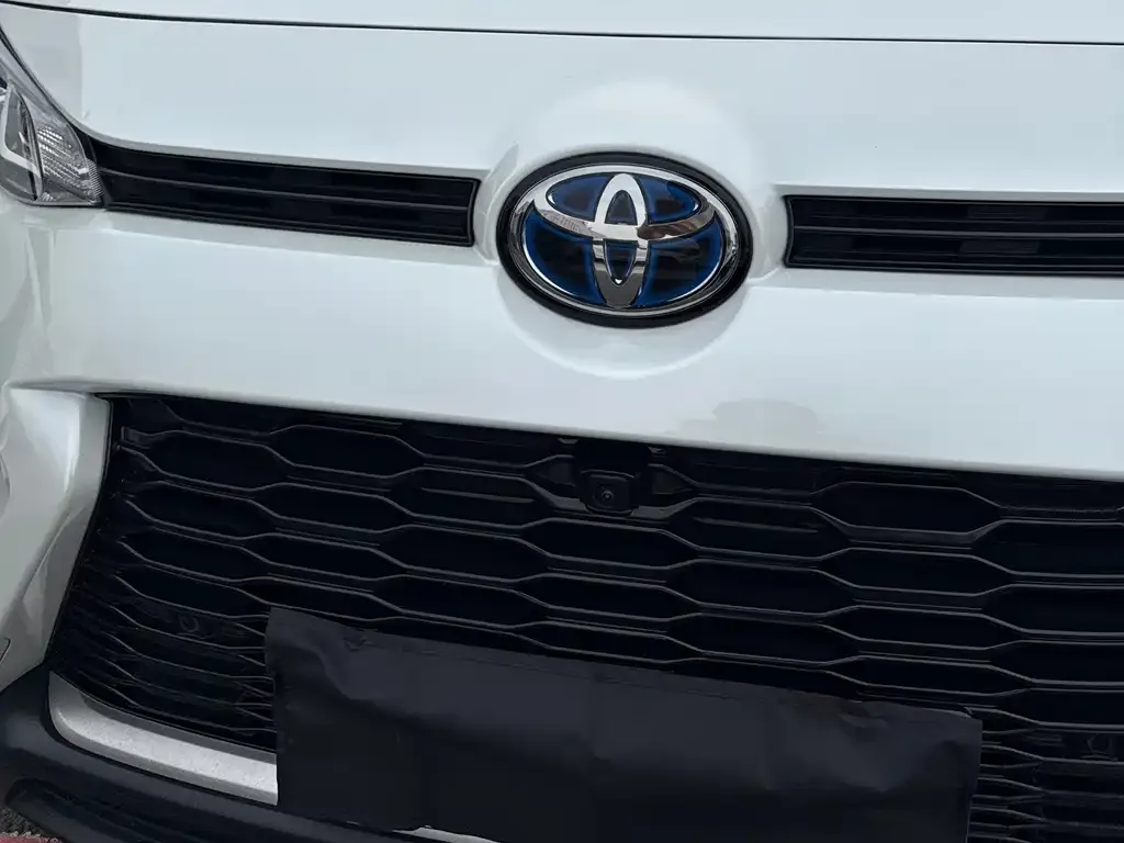 Toyota Wildlander — фото 10