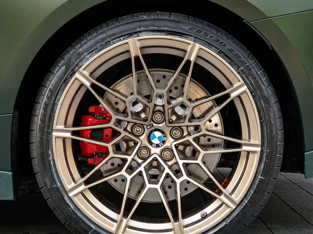BMW M4 — фото 2