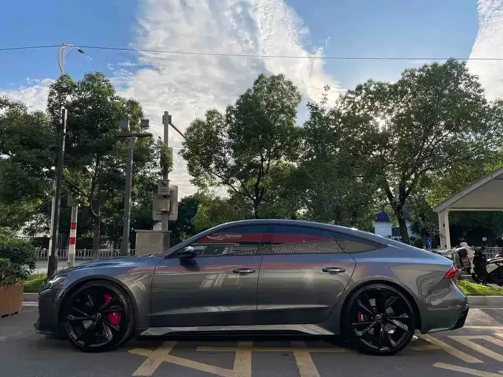 Audi RS 7 2021 из CN, фото 4