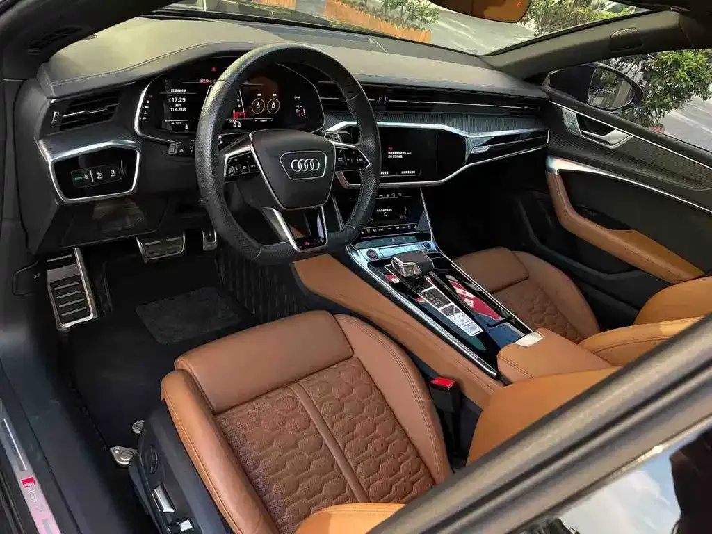 Audi RS 7 2021 из CN, фото 7