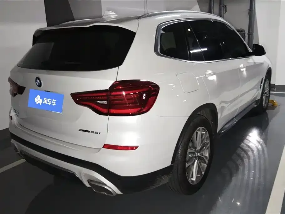 BMW X3 2021 из CN, фото 2