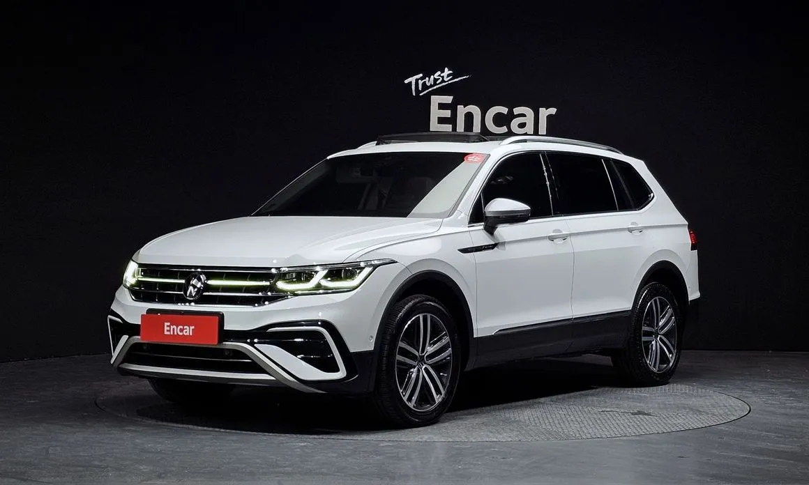 Volkswagen Tiguan — фото 1