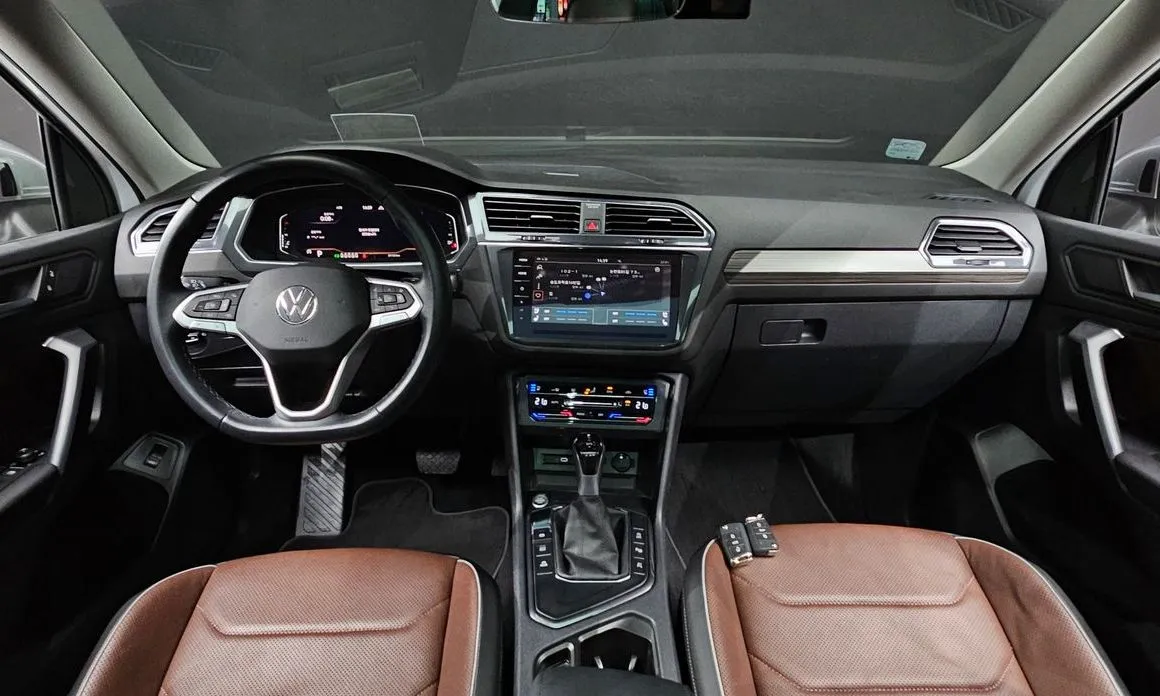 Volkswagen Tiguan — фото 6