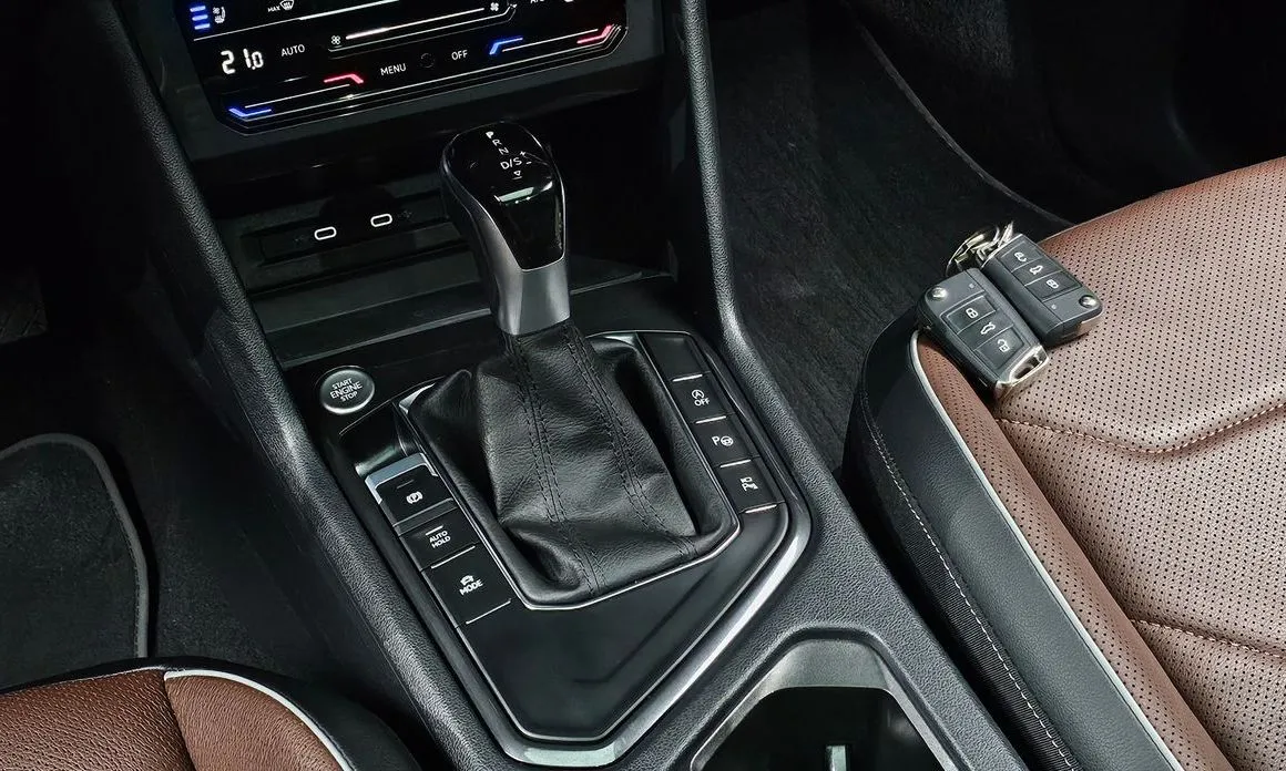 Volkswagen Tiguan — фото 7