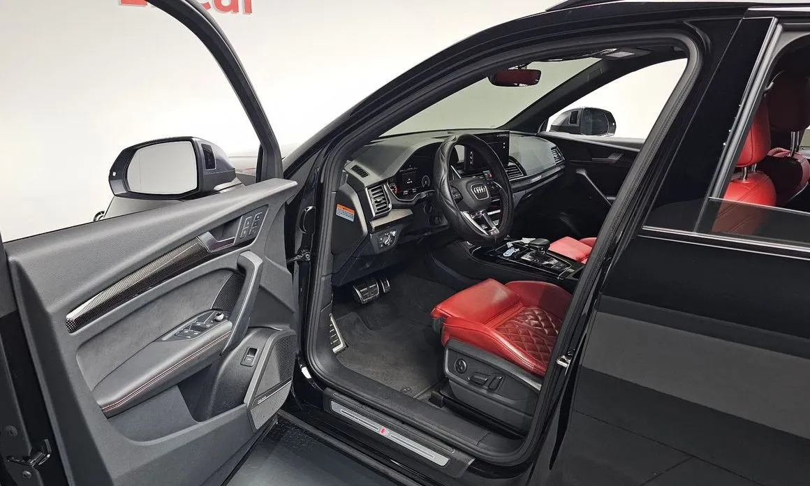 Audi SQ5 2021 из KR, фото 10