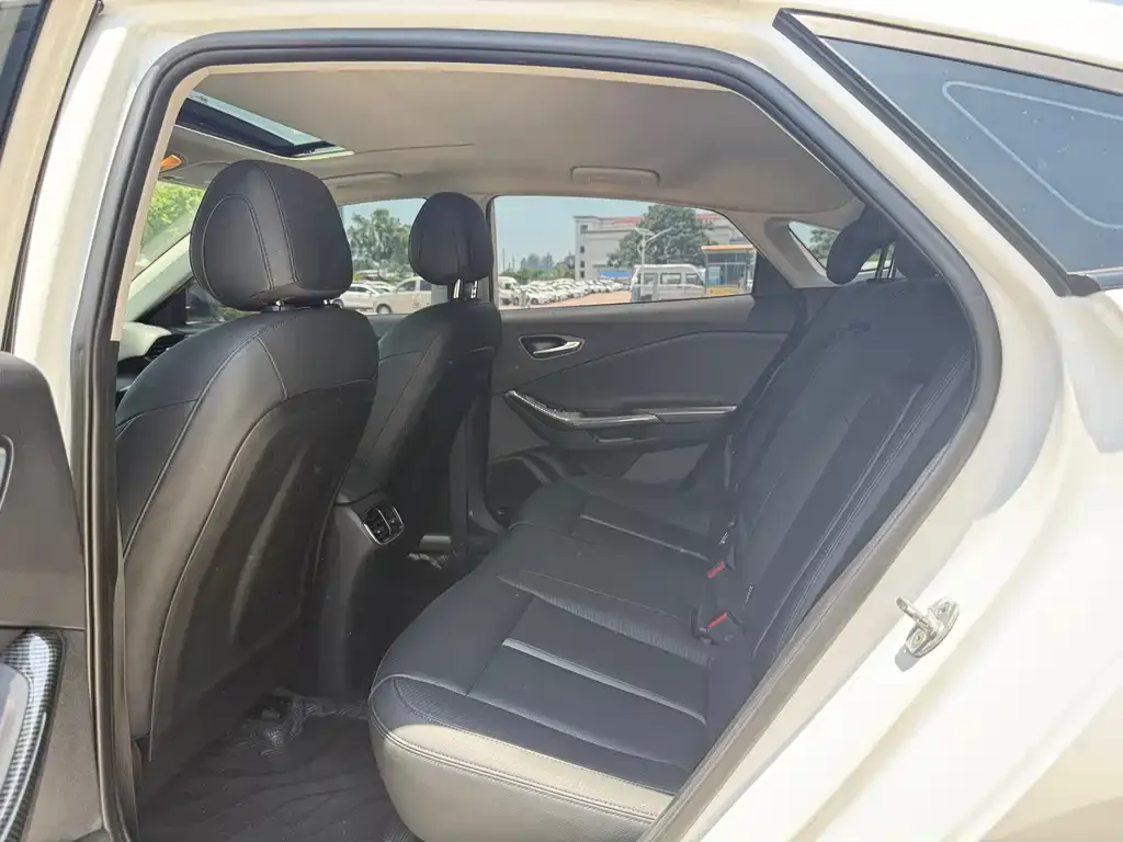 Hyundai Fista 2021 из CN, фото 4