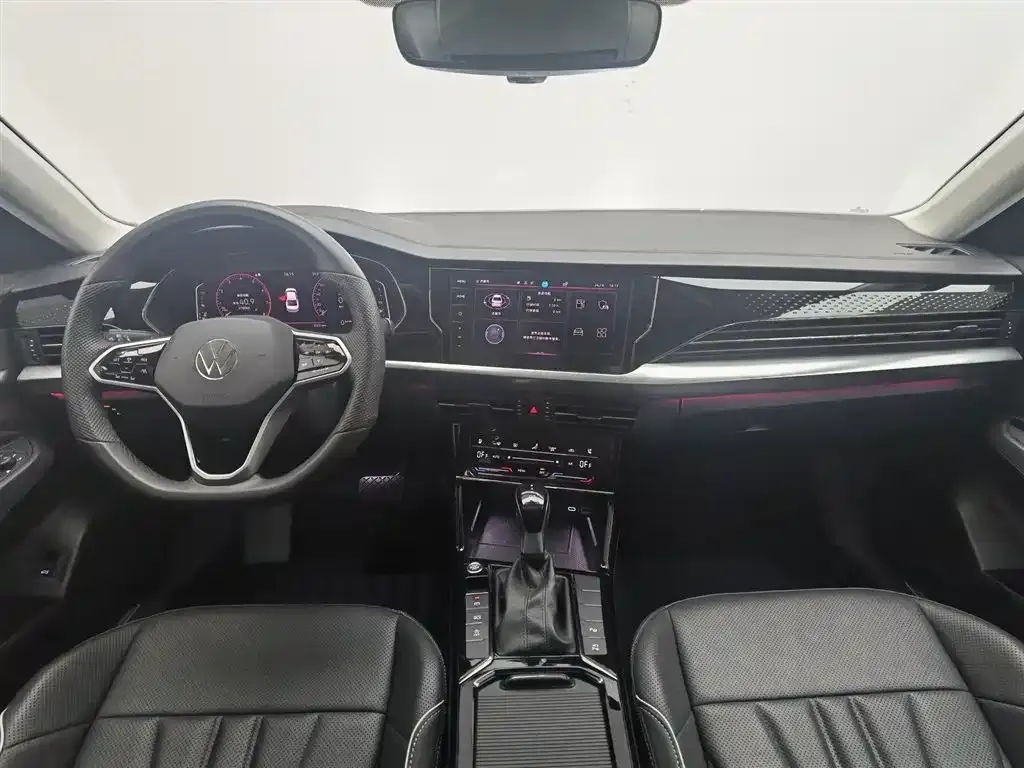 Volkswagen Passat — фото 10