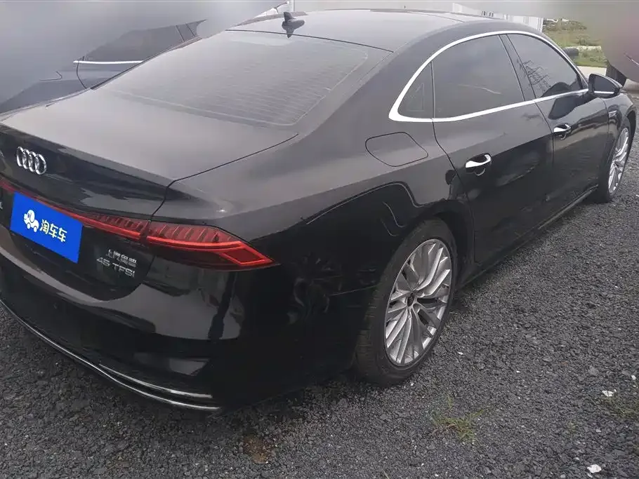 Audi A7L — фото 3