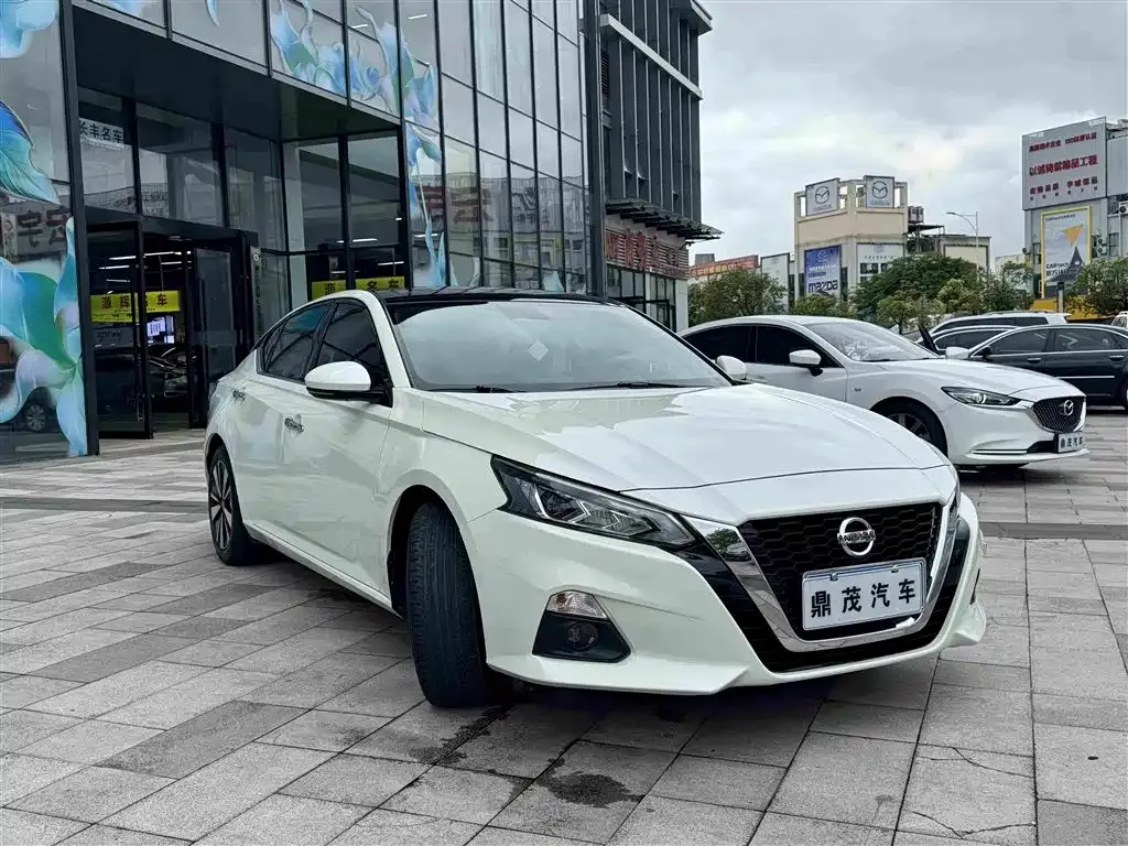 Nissan Teana — фото 2